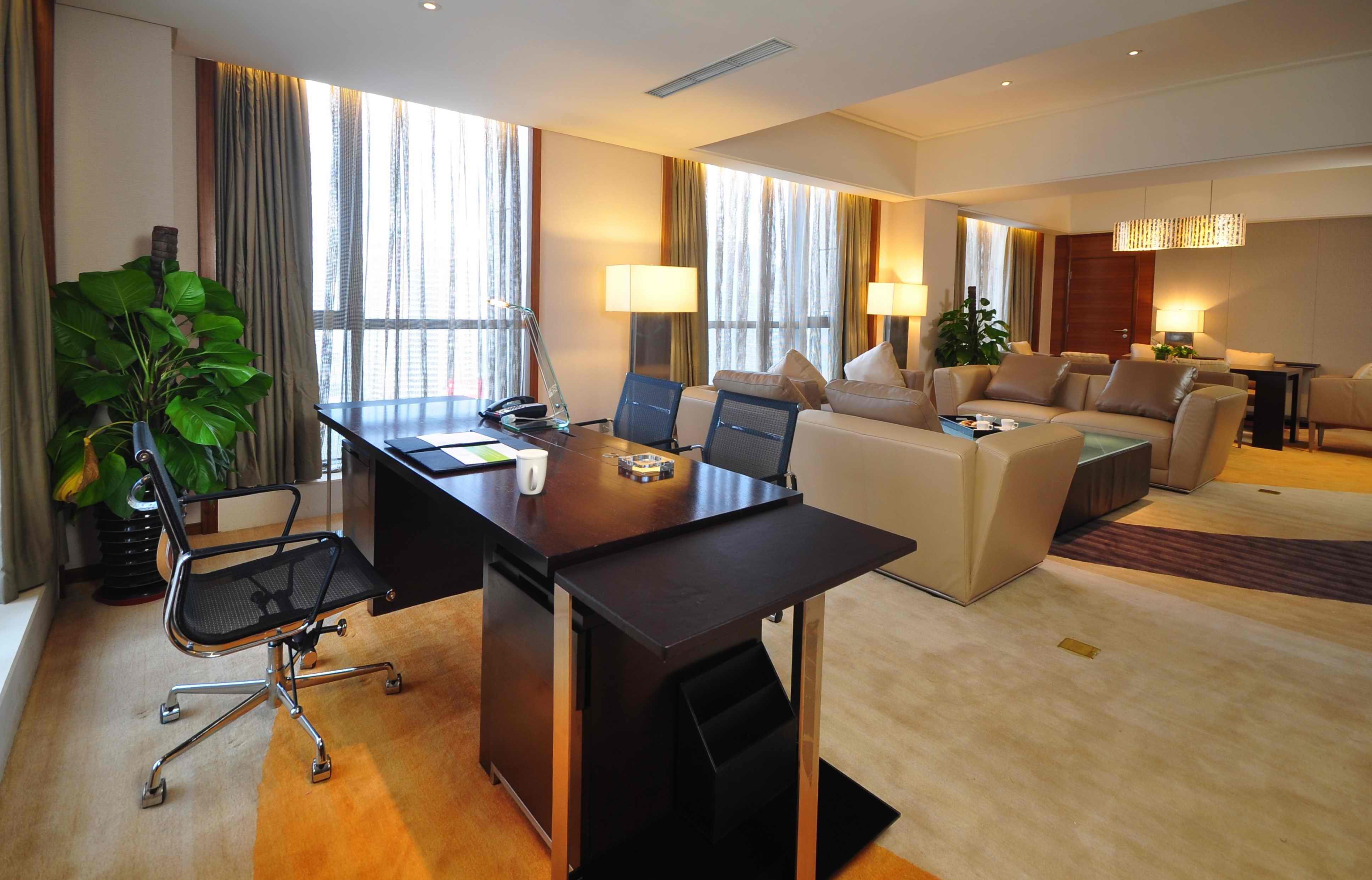 Holiday Inn Qingdao City Center By Ihg - May 4Th Square Ngoại thất bức ảnh