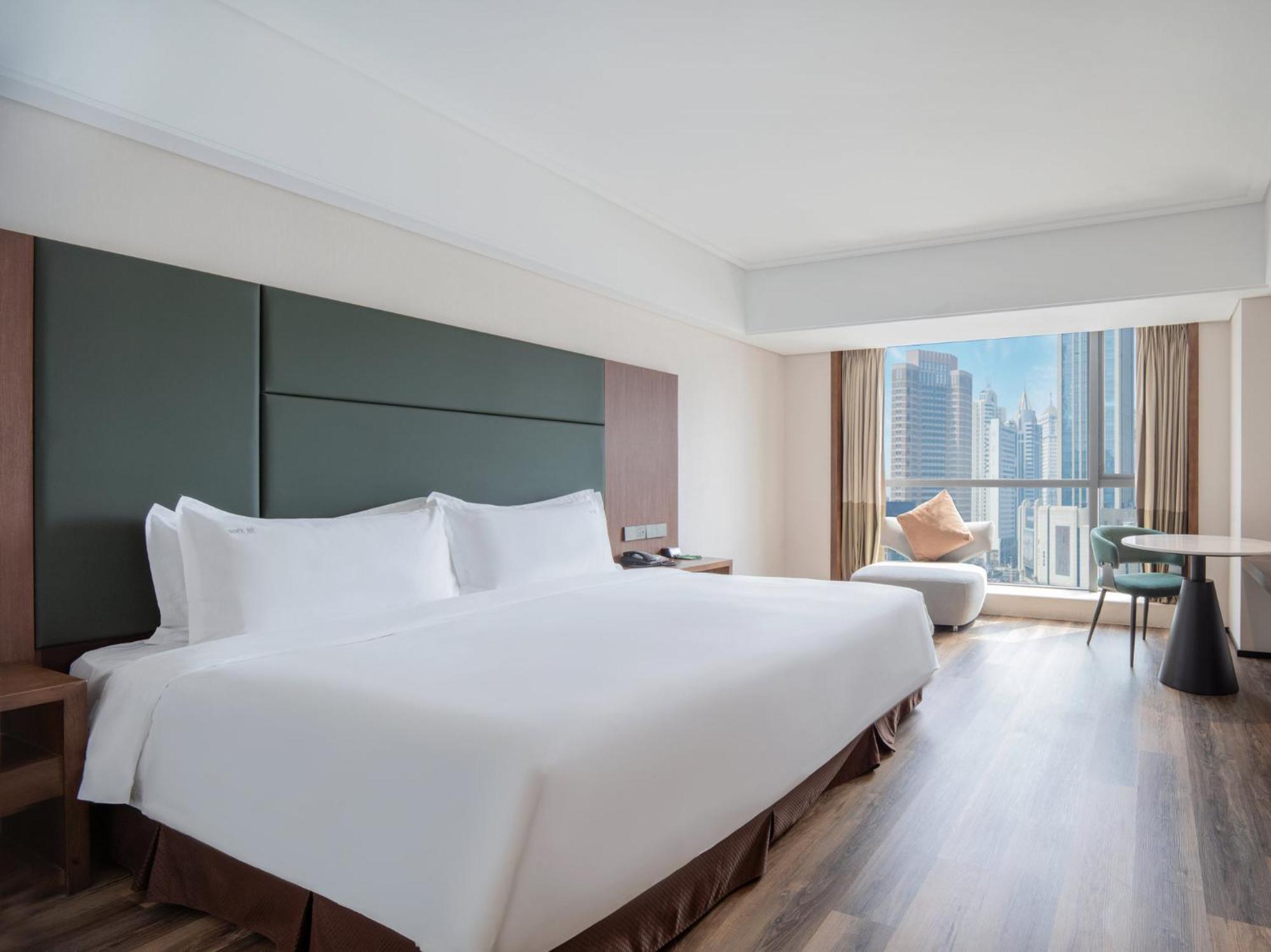 Holiday Inn Qingdao City Center By Ihg - May 4Th Square Ngoại thất bức ảnh