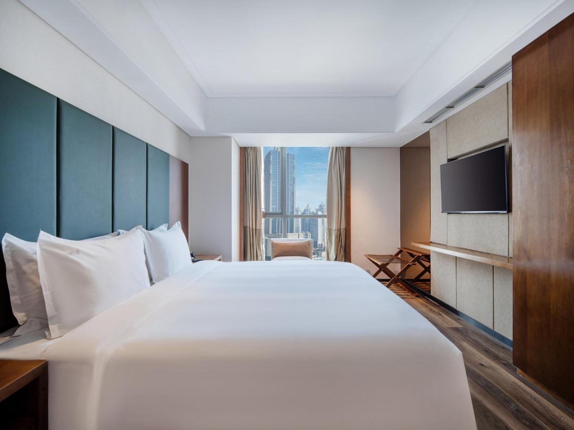 Holiday Inn Qingdao City Center By Ihg - May 4Th Square Ngoại thất bức ảnh
