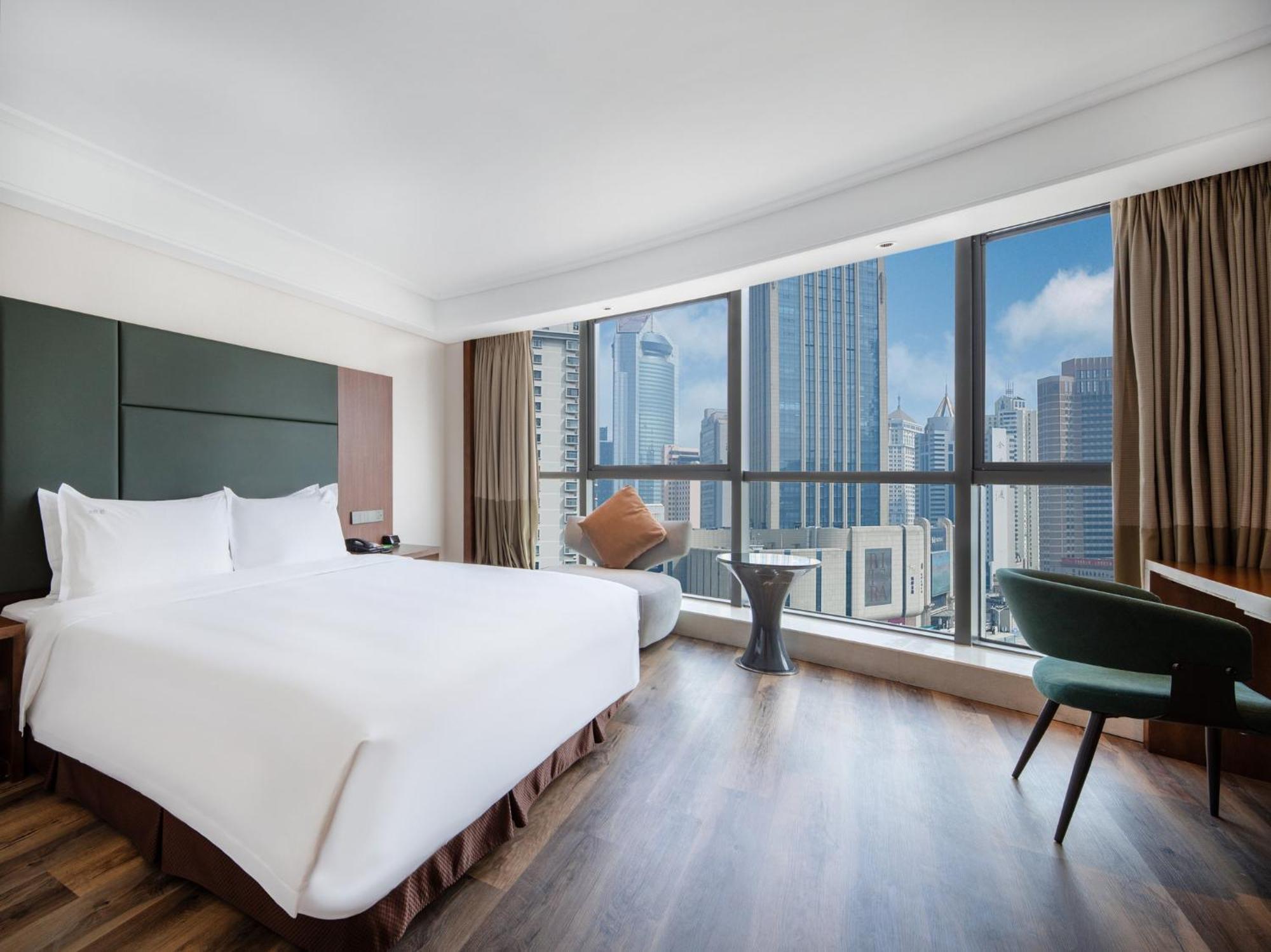 Holiday Inn Qingdao City Center By Ihg - May 4Th Square Ngoại thất bức ảnh