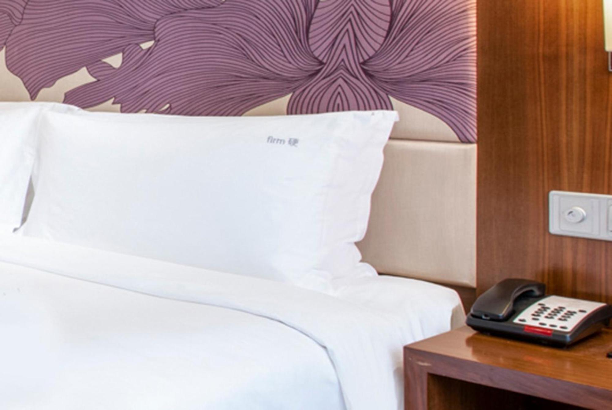 Holiday Inn Qingdao City Center By Ihg - May 4Th Square Ngoại thất bức ảnh